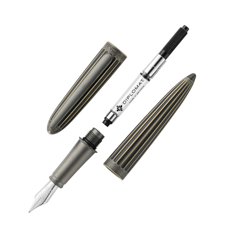 Diplomat Aero Fountain Pen - Oxyd Brass